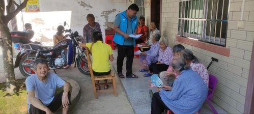 坝仔镇开展义诊暨惠民政策宣传活动，慢性病防治站助力健康乡村建设